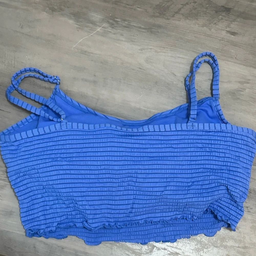 Cabana Crown & Ivy shirred swim top xl